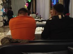 -马克西姆俄罗斯餐厅(通亚街店)