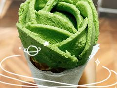 -潮一不贰·法式甜品·生日蛋糕·西式简餐(外滩店)