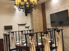 -万重锦·人文川菜馆(骡马市店)