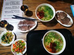 -陇上全荟兰州传统牛肉面(延吉路店)