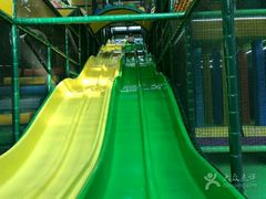 -蒙特利亲子乐园