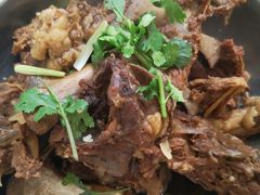 -清真磊磊烧烤老店(饮虎池街34号店)