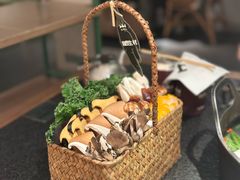 -三出山火锅(南京万象天地店)