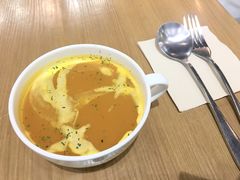 南瓜汤-HELLO 27 意面·沙拉·帕尼尼