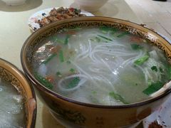 -桥香园云南过桥米线(金马碧鸡店)