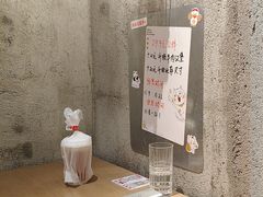 -必胜客(上海华谊新所店)