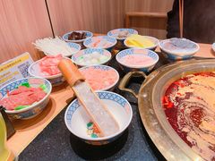 -周小明火锅(黑金冠社区店)