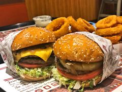 火烤双层牛肉特堡-The Habit Burger Grill 哈比特汉堡(爱琴海店)