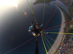 -费特希耶滑翔伞