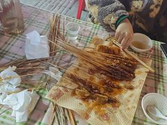 -老街烧烤大排档·地道湖北菜·龙虾馆(汉口火车站店)