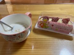 -奈雪的茶(青岛卓悦里INTOWN店)