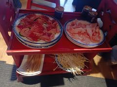 -爱你您·自家鱼塘·活水喷泉鱼火锅(八里店)