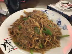 -缘来聚·徽菜名店(黄山宏村店)