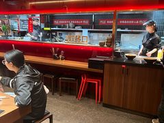 -顺溜·手工刀削面·黑金店(铜锣湾店)