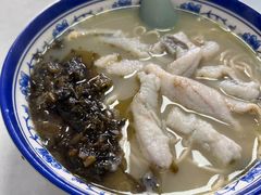-明呈黄鱼面馆(斜土路店)