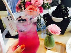 蓝蝴蝶-木棉花开(中心城店)