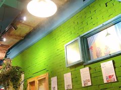 -马路边边串串香形象店(磐石路店)