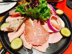 冷盘火腿拼盘-申德勒加油站餐厅(三里屯北小街店)