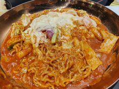芝士拉面炒年糕-博欧姆新派韩国料理·炸鸡(艾尚店)