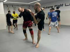 -EFL巴西柔术·综合格斗·泰拳·少儿体能训练(虹桥德必馆)
