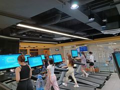 -超鹿运动(大唐世家店)