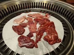 -九寸花汀海鲜烤肉自助(中东迪克店)