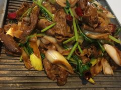 葱爆羊肉-旺顺阁鱼头泡饼(小红门店)