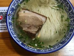 -裕兴记·蟹黄面馆养育巷精选店面馆