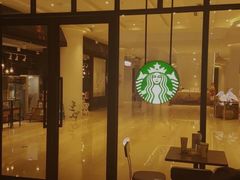 门面-星巴克臻选(南京金茂览秀城店)