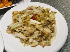 葱炒螺片-隐食私房菜(老街店)