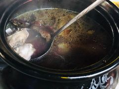 野生红菇土鸡堡-渔老大·有机鱼馆·老字号(古城店)