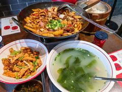 -富正毅三下锅(体育馆店)