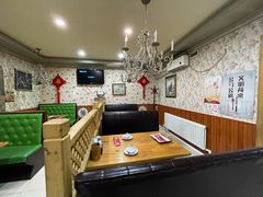 卡座-丹东立强海鲜烧烤·牛B大串(星海店)