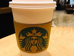 红茶拿铁-星巴克臻选(成都太古里店)
