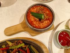 红汤牛肉烩饭-俄士厨房(环球港店)