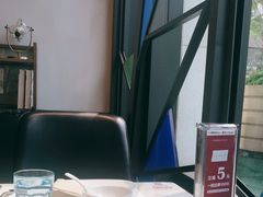 -港丽餐厅(高德置地店)