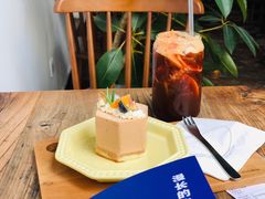 红茶伯爵慕斯-素咫咖啡CLIFEROSE