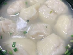 三鲜大馄饨-万寿斋(山阴路店)