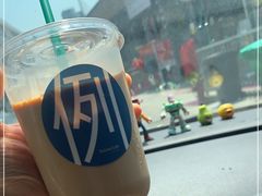 -Be Lived Cafe比例咖啡(摩天轮店)