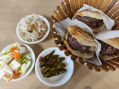 -闫家驴肉老店(华电一校店)