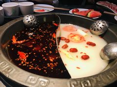 -怡品川宇火锅(宝立方店)