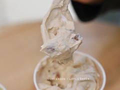 朗姆葡萄巴旦木-DQ·蛋糕·冰淇淋(金牛万达店)