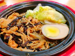 金针鸡脯煲仔饭-财经大学学生公寓食堂