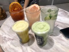 -The open life(万象城店)