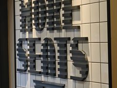 -麦当劳(卫星广场店)