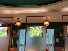 -江城小馆陕南妈妈菜·全球旅行餐厅(钟楼店)