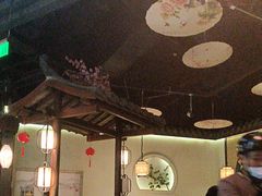 -韵秋荷(宝山龙湖天街店)