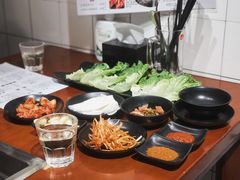 -肉甲韩国木炭烤肉(新壹街1店)