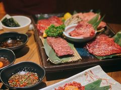 -炼火烤肉店