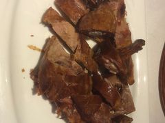 香酥樟茶鸭-渝信川菜(工体店)